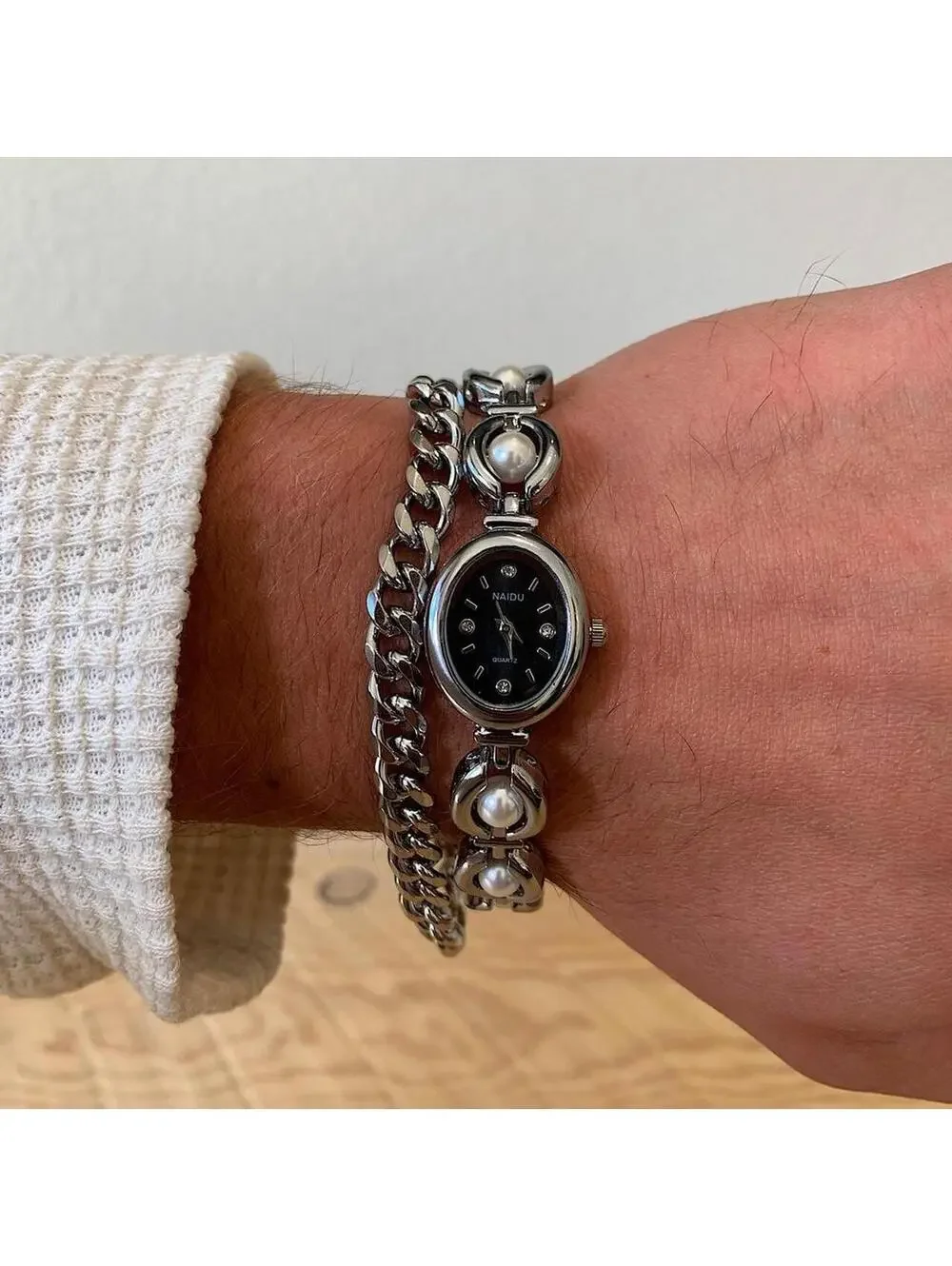 Luxury Y2K style Silver round stainless steel quartz pearl stone charm watch